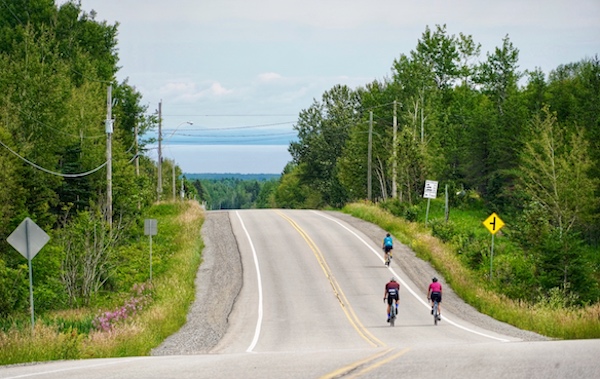 Rouler à vélo en temps de COVID-19